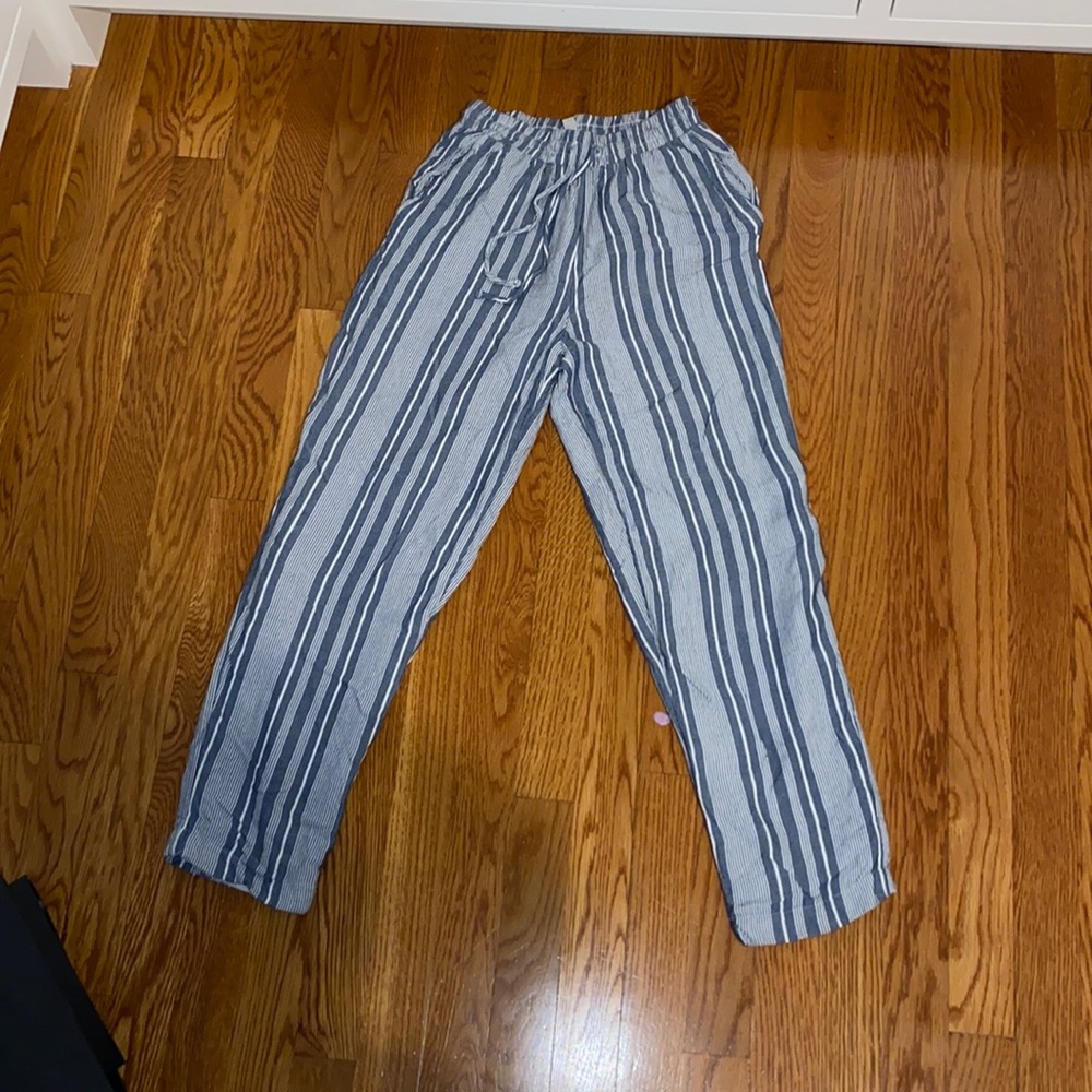 Flowery blue and white wide leg pants